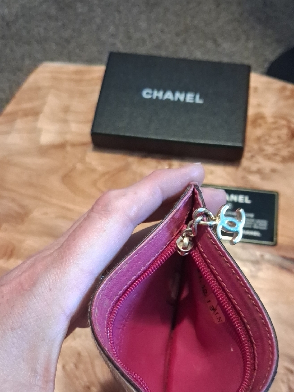 CHANEL Beige Fabric Card Holder with Pink Trim - Picture 3 of 5